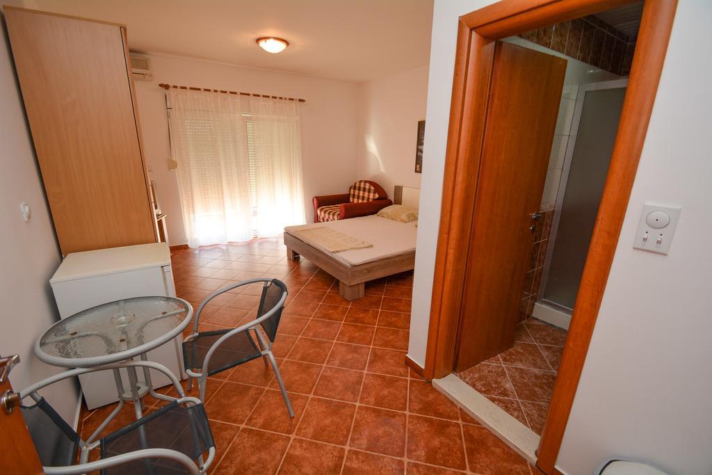 Guesthouse Mb Knezevic Budva Exterior foto